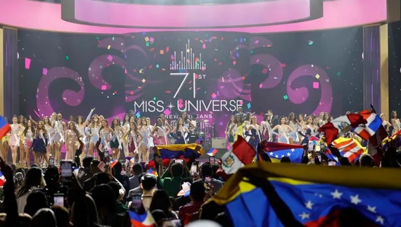 Вікторія Апанасенко на «Miss Universe» не здобула корону переможниці, та без нагород, зрештою, не залишилася