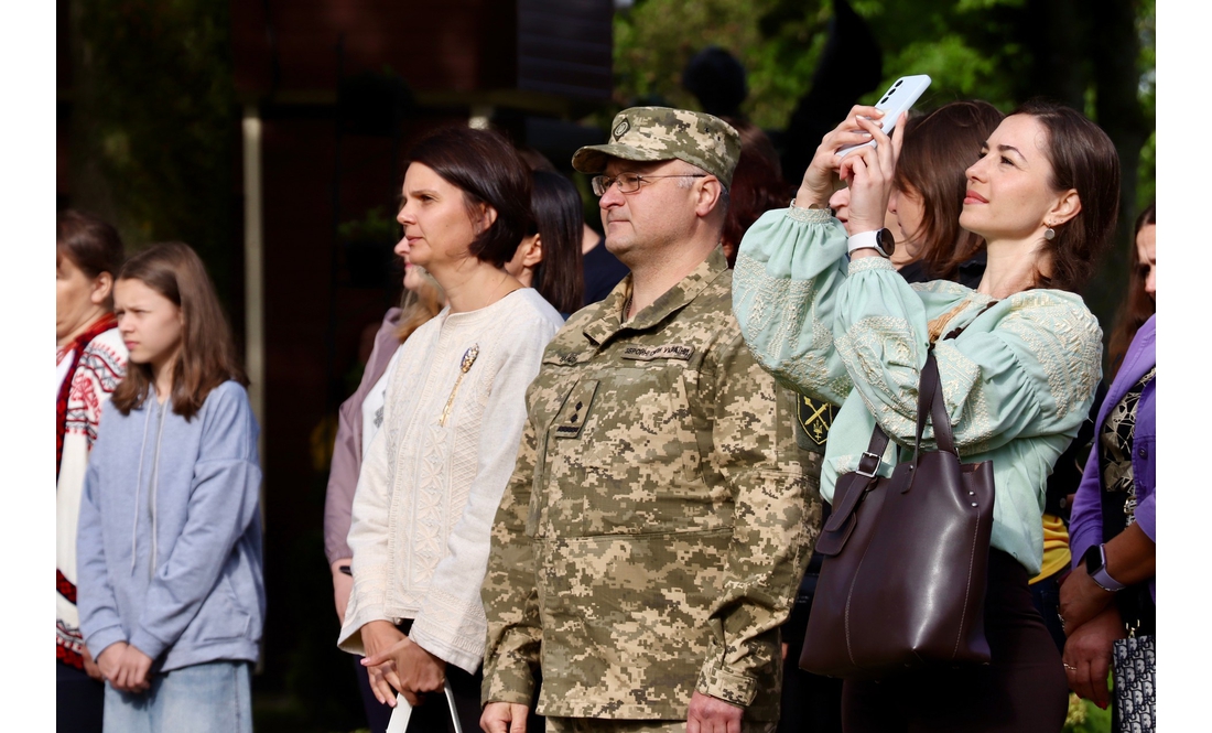 У Гетьманській столиці підняли найбільший на Чернігівщині державний прапор