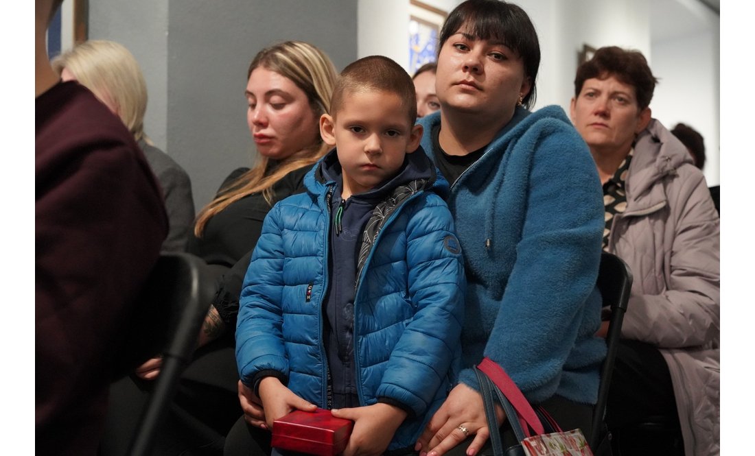 «Їхній голос більше не чути»: 54 родини з Чернігівщини отримали нагороди загиблих захисників