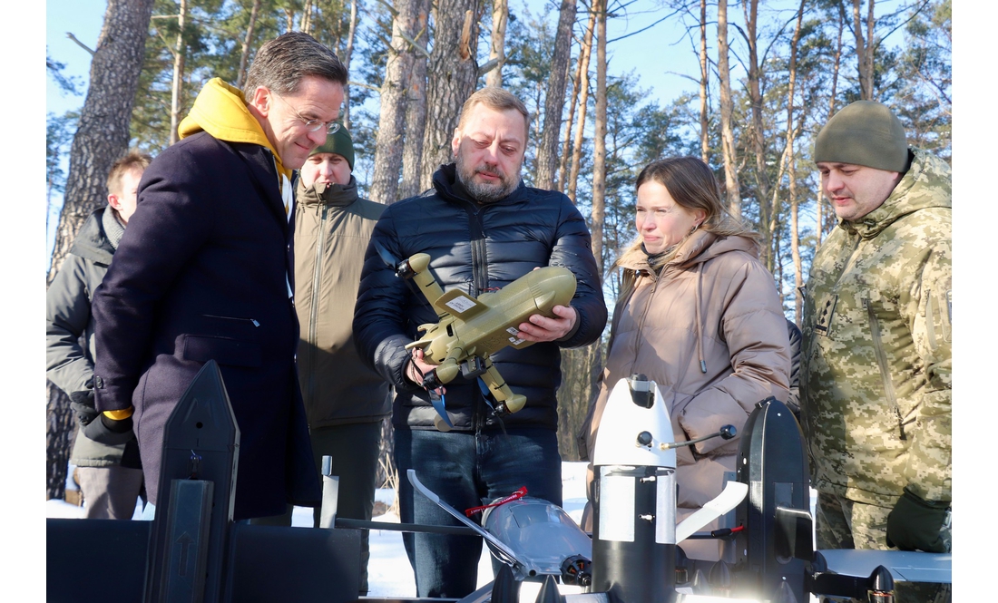 1500 російських дронів не полетіли далі: що показали чернігівські прикордонники Марку Рютте