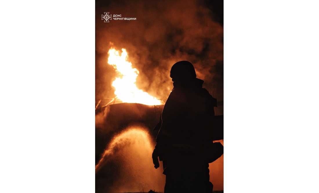 На Чернігівщині ворог ударив по рятувальникам, які приїхали на пожежу