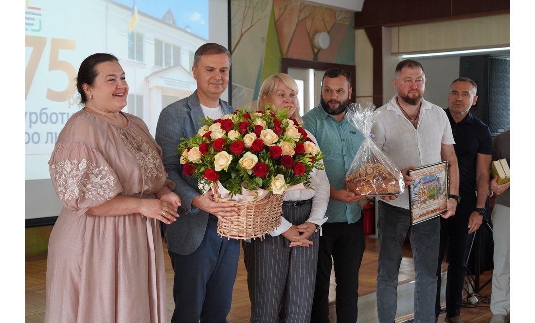 75 років Чернігівській обласній лікарні: кого з працівників нагородили. Список