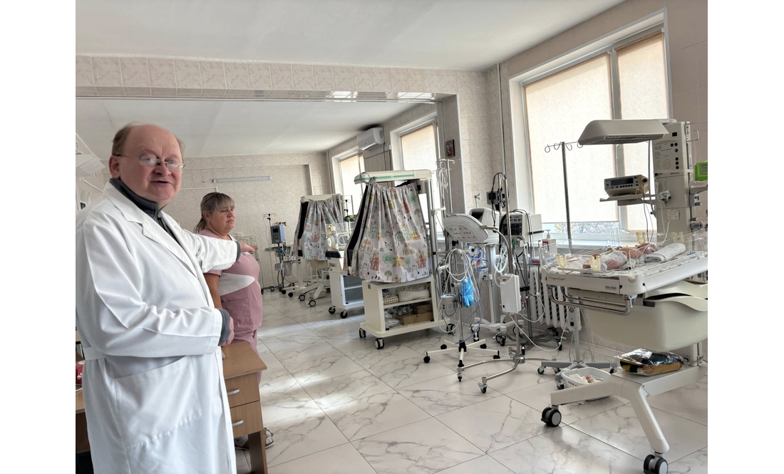 «Вона досі плаче, як згадує»: нардепка розповіла історію чернігівської акушерки, яка 43 дні приймала пологи в підвалі