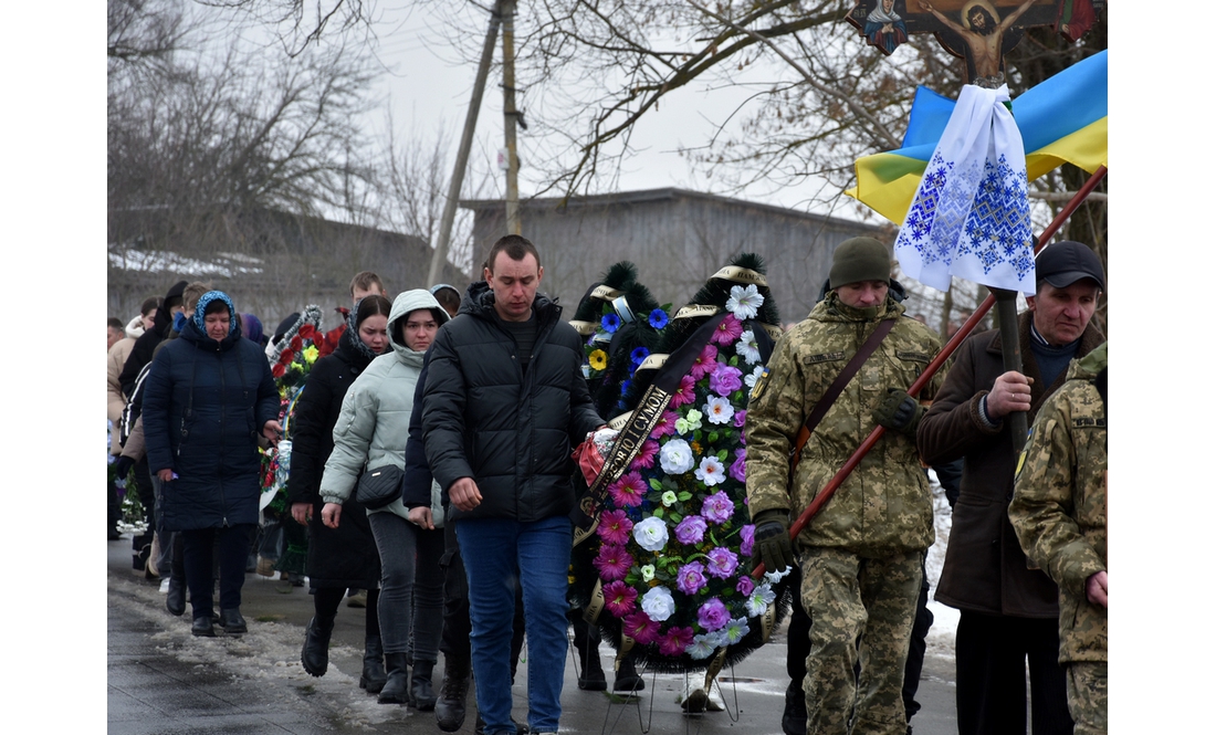 Раптово обірвалося життя 24-річного захисника: що відомо