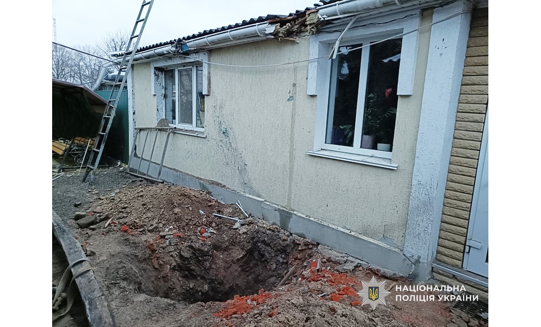 Бойова частина ракети впала біля дому в Чернігівському районі