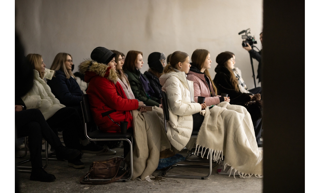 Молодіжний простір «12–21»: перша леді зустрілася з підлітками в Чернігові