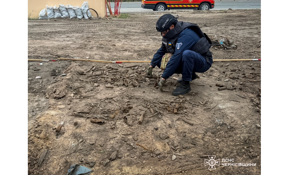 На Чернігівщині сапери знищили понад 200 артснарядів за два дні