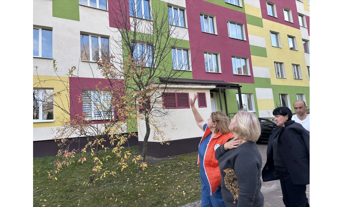 «Вона досі плаче, як згадує»: нардепка розповіла історію чернігівської акушерки, яка 43 дні приймала пологи в підвалі