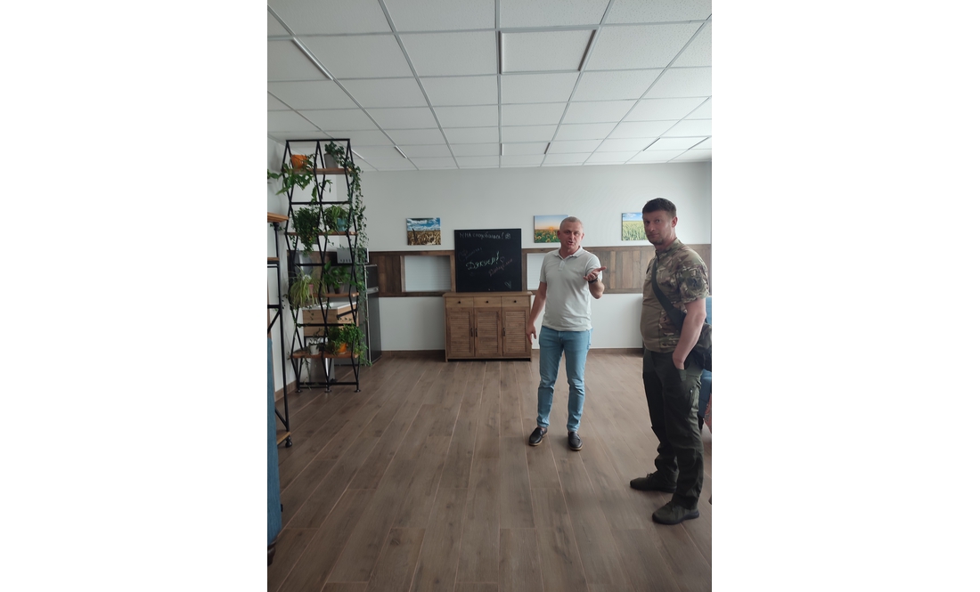Підприємство на Чернігівщині шукає агронома й різноробів. Є підвоз, дають житло