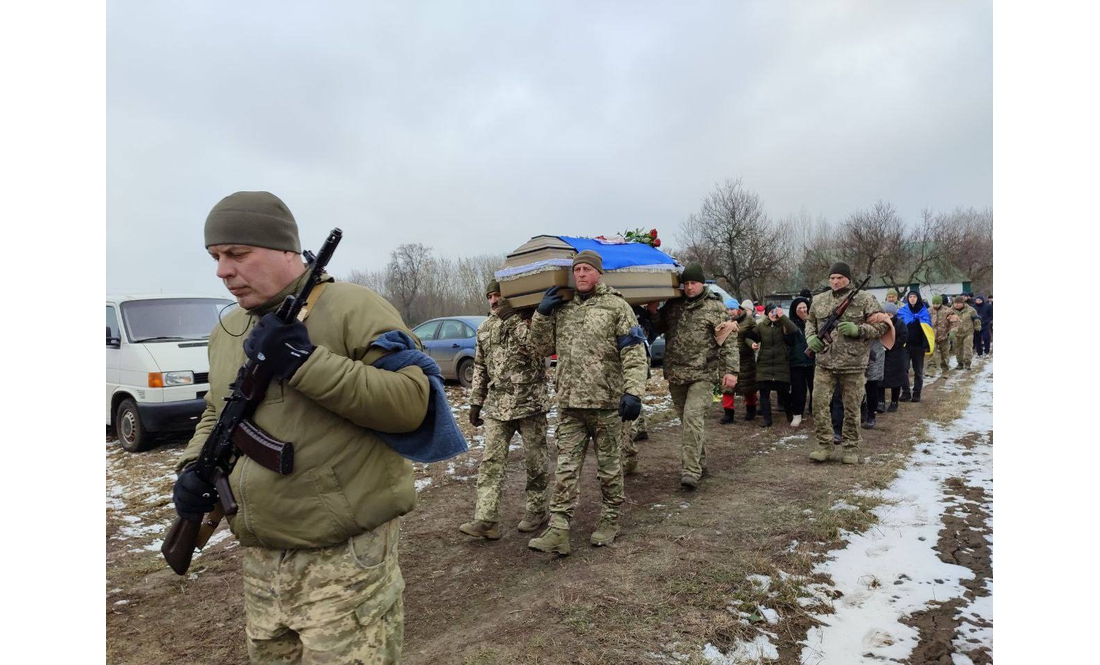 Майже рік вважався зниклим безвісти: громада попрощалася із 23-річним захисником