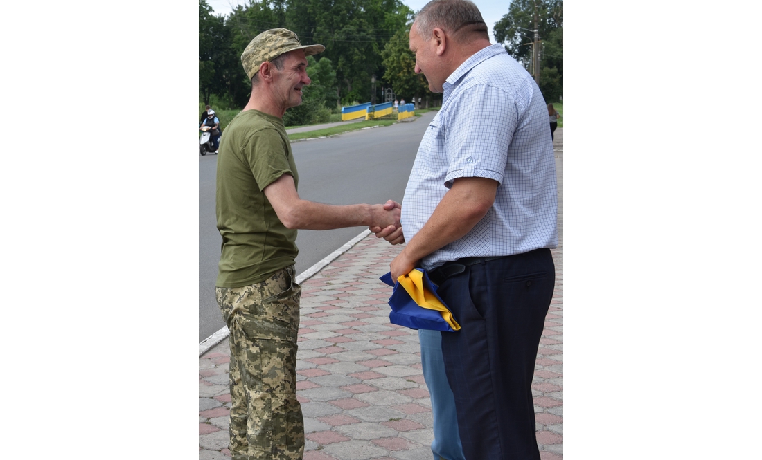 Тримала молитва і родина: додому повернувся оборонець, якого полонили під Авдіївкою півтора року тому