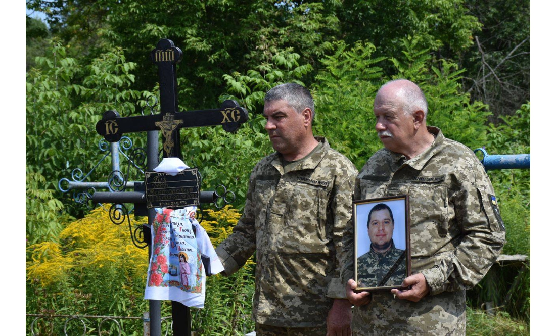 На Чернігівщині поховали п'ятьох загиблих Героїв