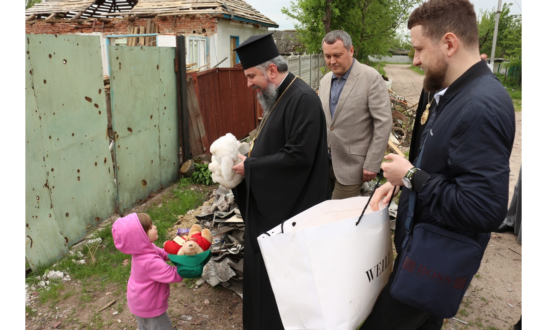 Допоможе церква та волонтери: у Чернігові відбудовуватимуть зруйновану Бобровицю