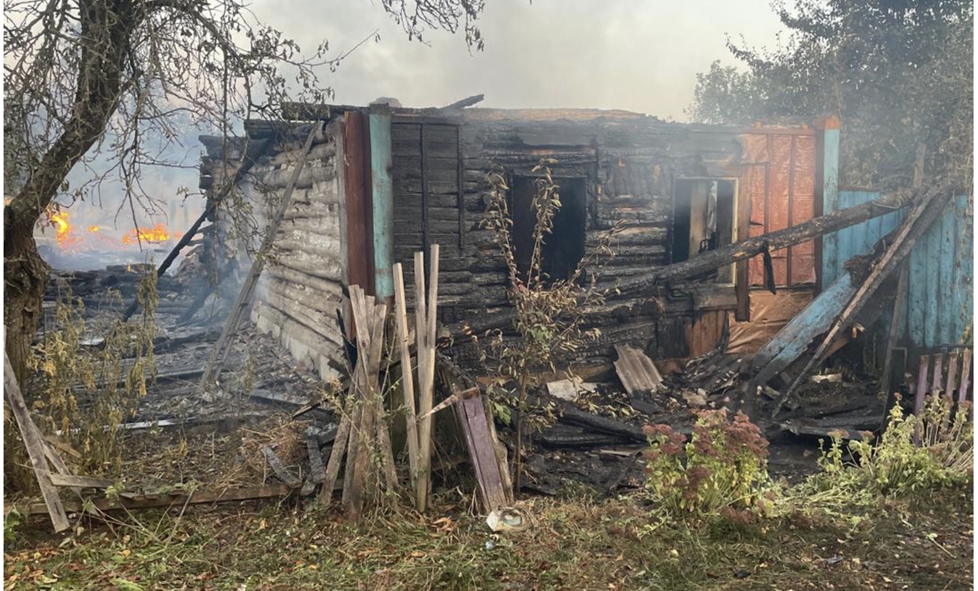 У чотирьох селах Чернігівщини - пожежі та пошкодження через ворожі обстріли