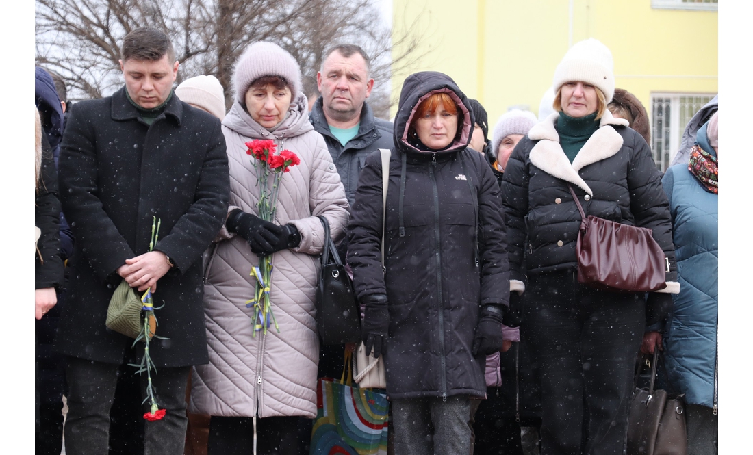 Німці приїхали у Чернігів і відвідали райцентр - вшанували пам'ять жертв Корюківської трагедії