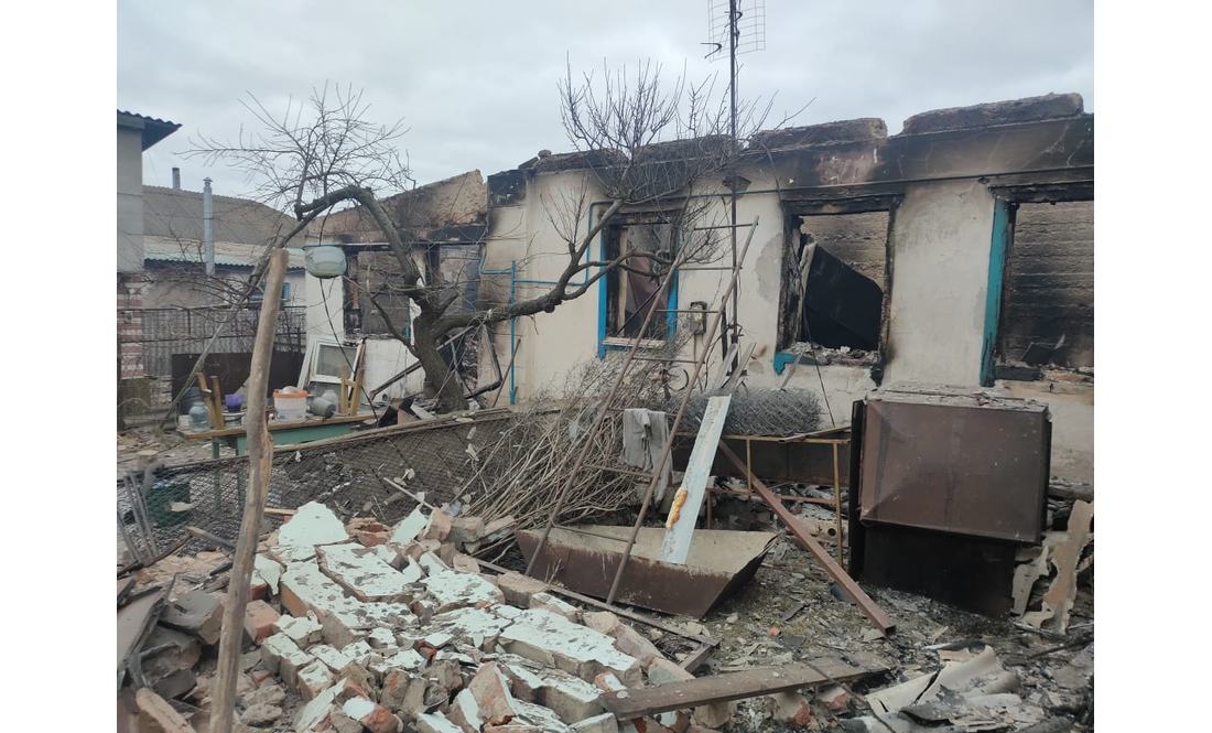 Фото знищеного росіянами села біля Чернігова