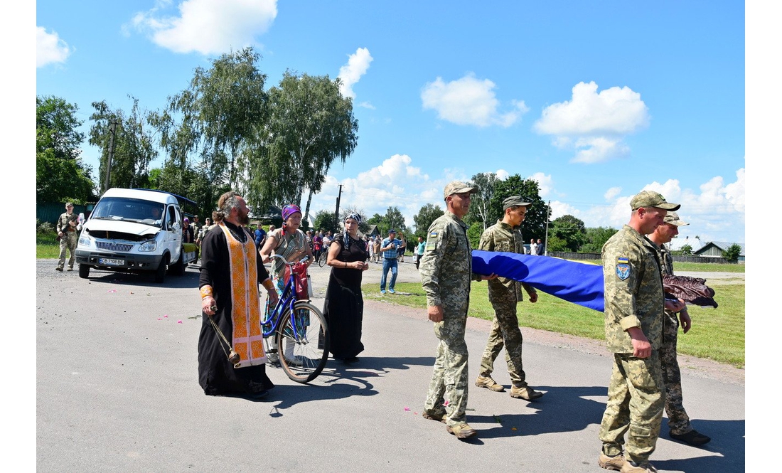 На Коропщині попрощалися із 32-річним захисником