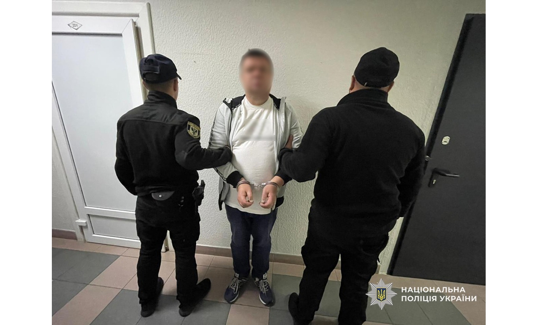 У Чернігові затримали "чорних ріелторів" - привласнювали квартири померлих