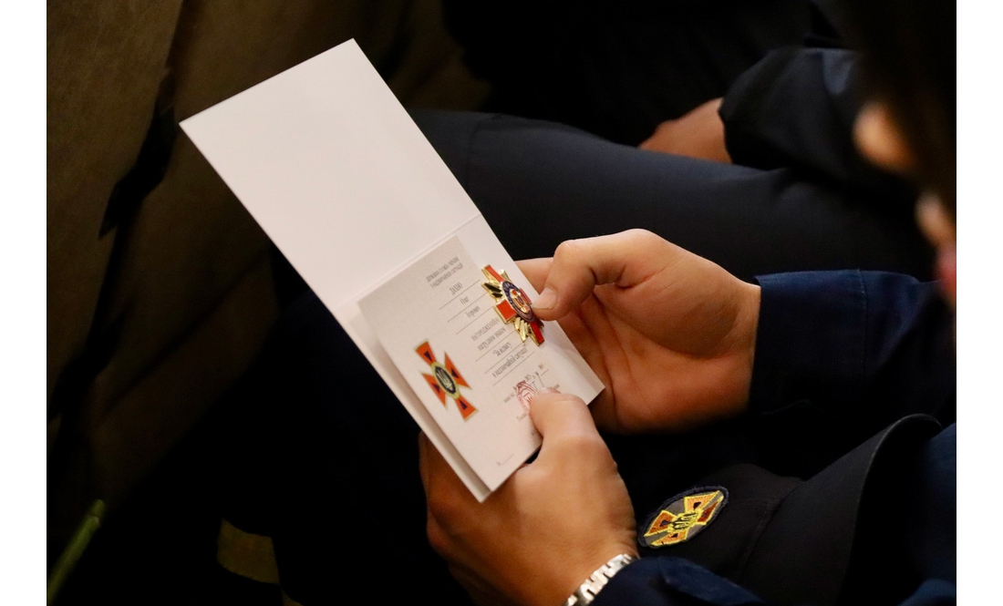 У Чернігові вітали рятувальників: кого нагородили до свята