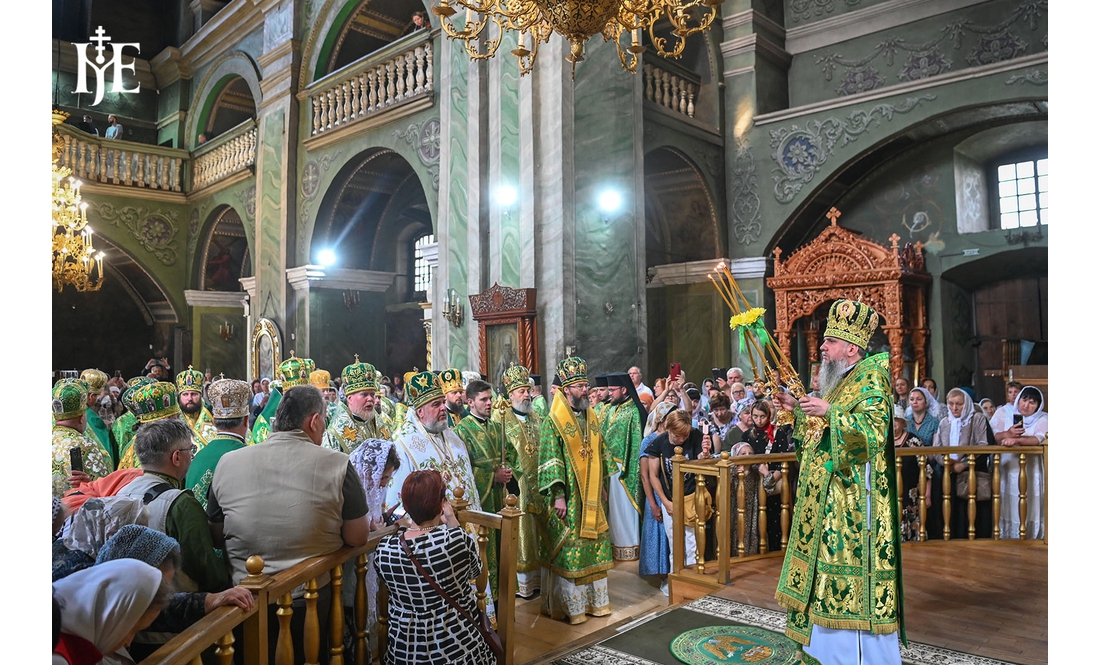 В історичному соборі в Чернігові зазвучала українська молитва