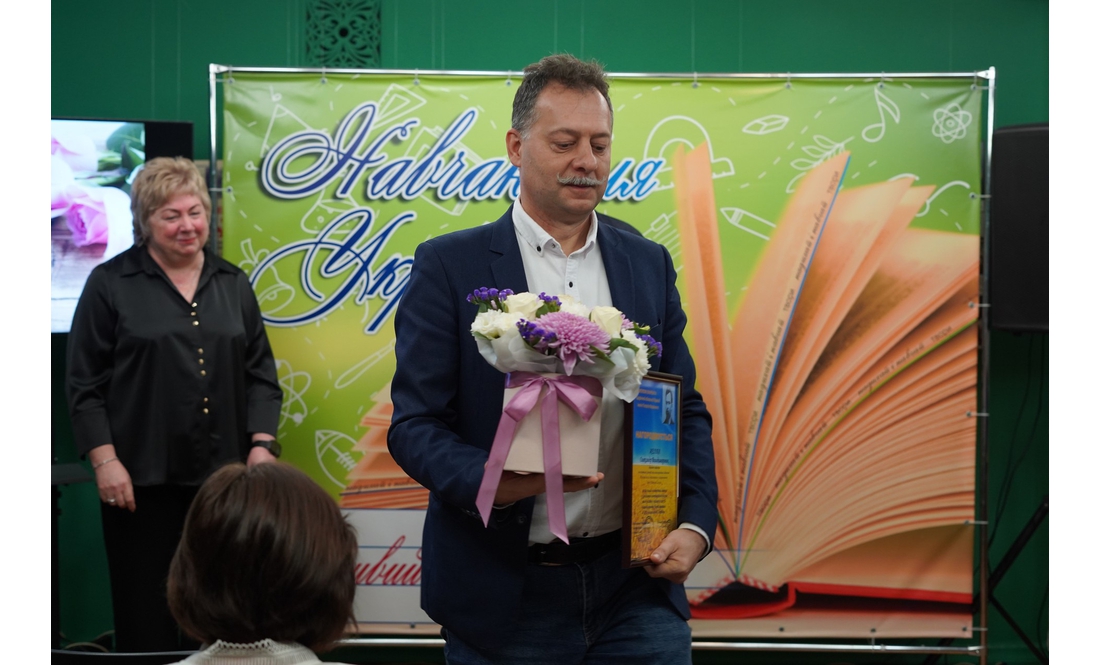 25 найкращих освітян Чернігівщини отримали обласні премії: кого нагородили