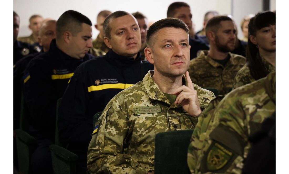 У Чернігові презентували фільм про захисників і нагородили оборонців: кого відзначили