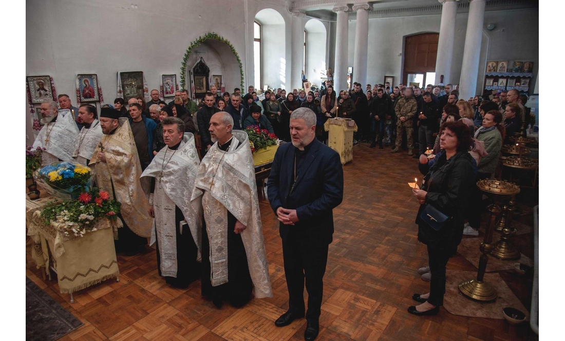 У Ніжині поховали загиблого під Лиманом бійця