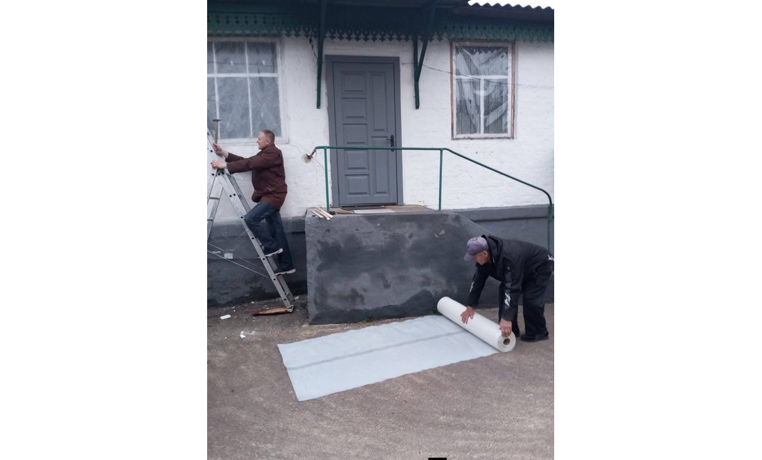 Росіяни пошкодили старовинну будівлю музею-заповідника «Слово о полку Ігоревім»