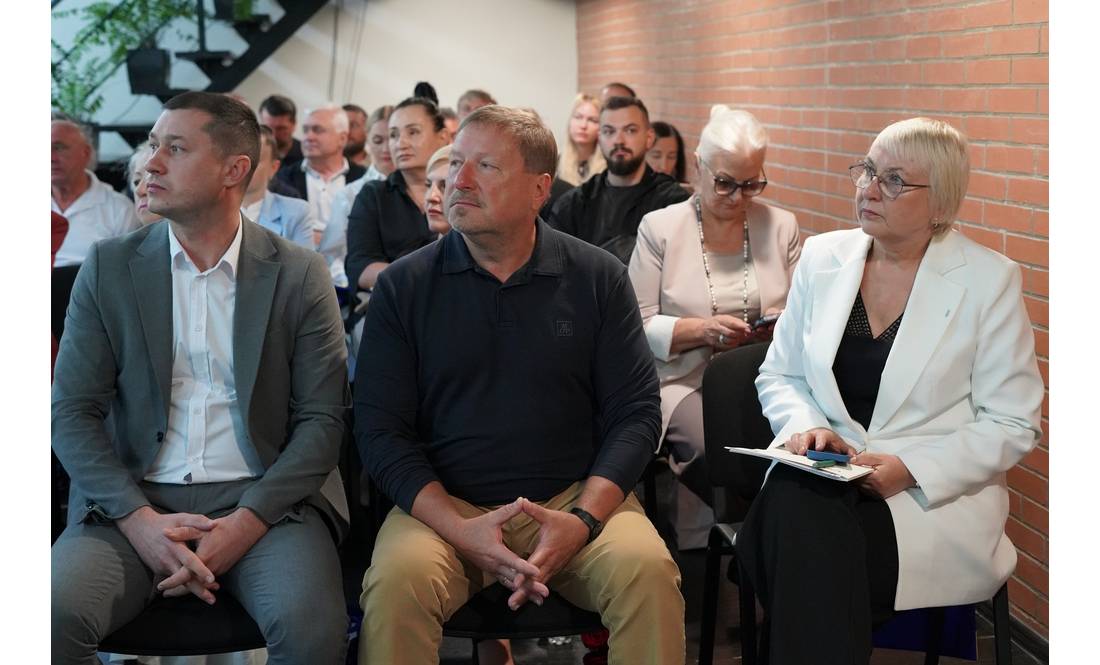 Підприємців Чернігівщини відзначили з нагоди професійного свята: хто отримав подяки