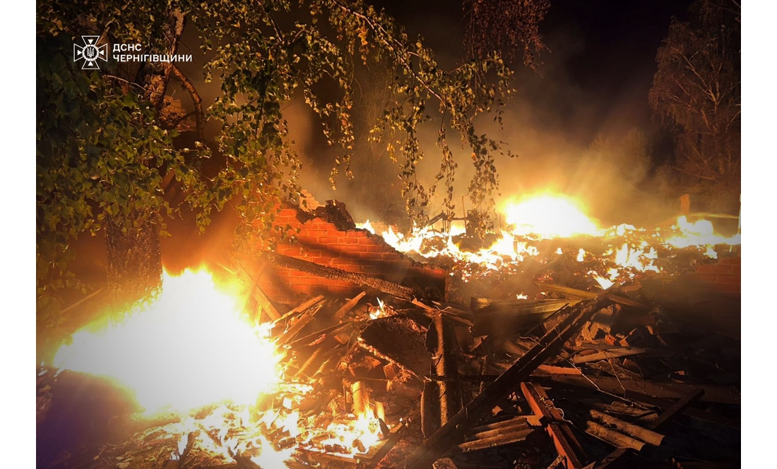 Один надзвичайник загинув, двоє — поранені: у День рятівника ворог вдарив по підрозділу ДСНС Чернігівщини