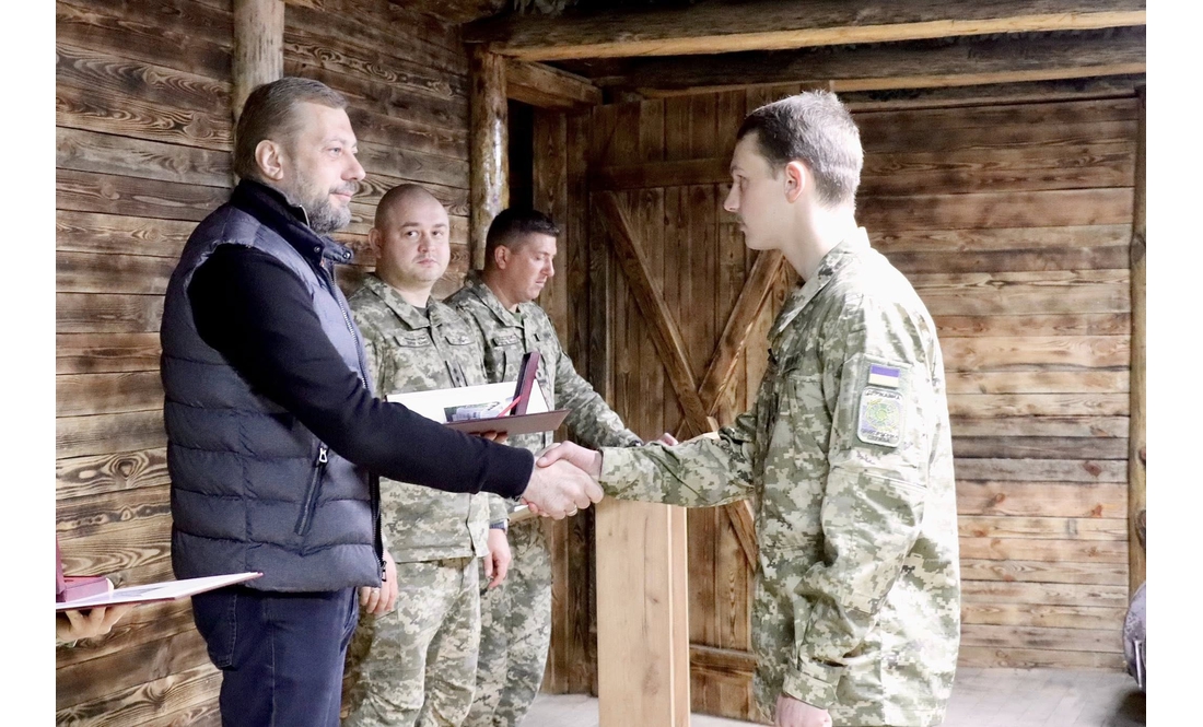 На Чернігівщину прикордонникам передали урядові нагороди