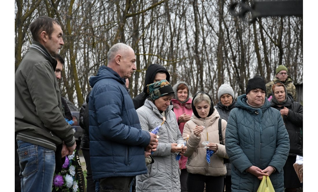 Навідник гармати помер вдома: громада прощалася з 51-річним захисником