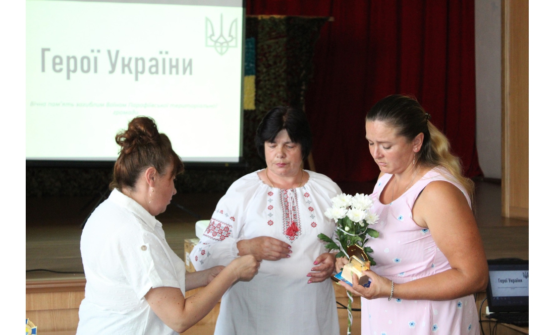 Сорок ангелів перемоги: у громаді відкрили Алею пам'яті полеглих героїв