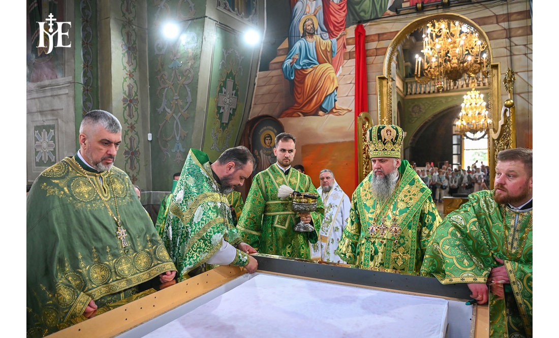 В історичному соборі в Чернігові зазвучала українська молитва