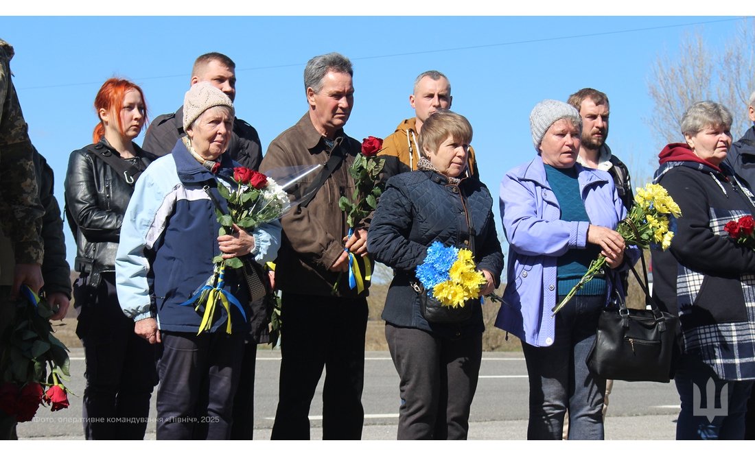 Поблизу Чернігова відкрили памʼятний знак: тут у 2022 році загинули бійці ТЦК, захищаючи місто