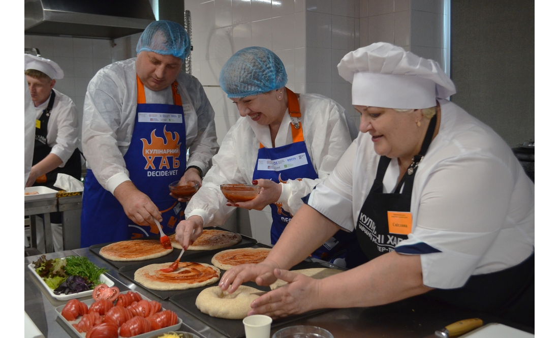 У єдиному в області кулінарному хабі куховарили директори: що розповіли