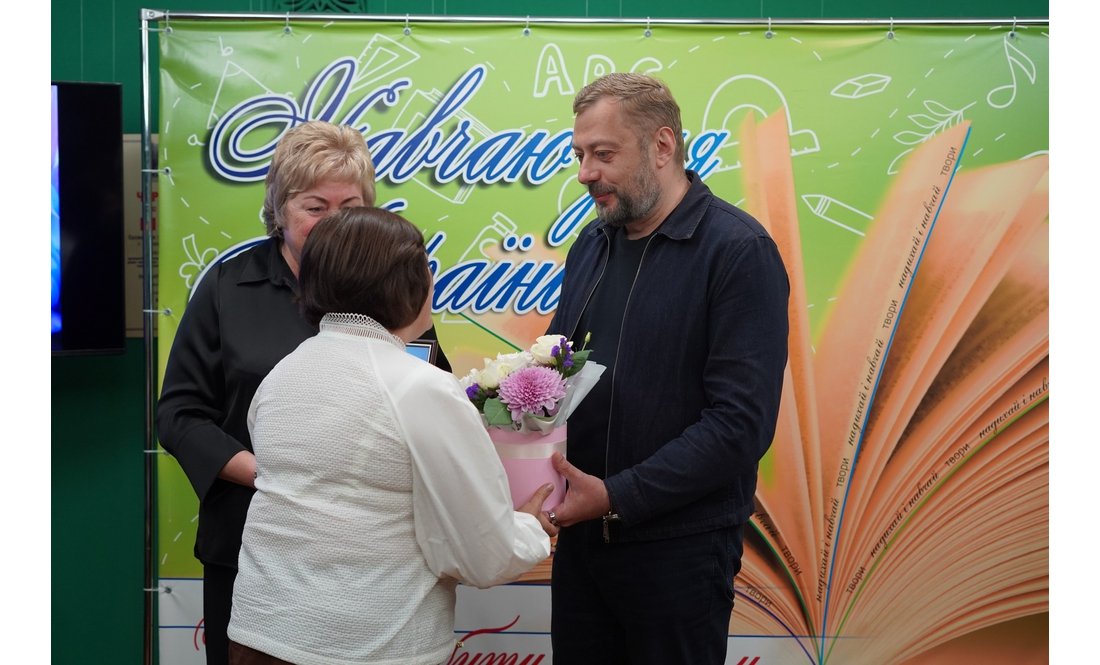 25 найкращих освітян Чернігівщини отримали обласні премії: кого нагородили