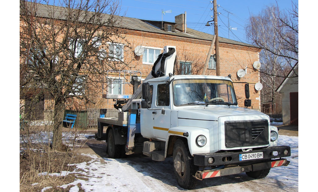 У прикордонній громаді показали, як ліквідують наслідки вибуху ворожого безпілотника