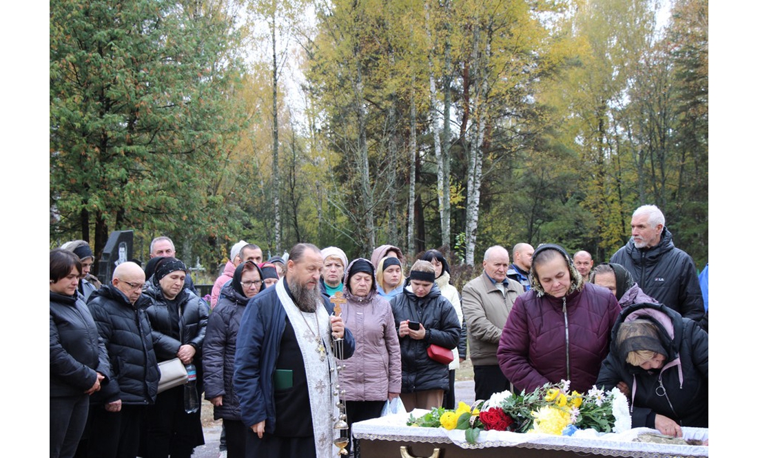 Прикордонна громада попрощалася з 36-річним захисником - поліг на сході України