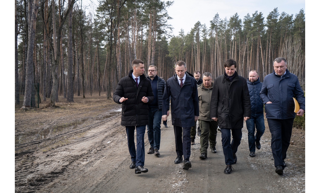 Міністр дивився, як працює найбільший в Україні лісовий селекційно-насіннєвий центр на Чернігівщині