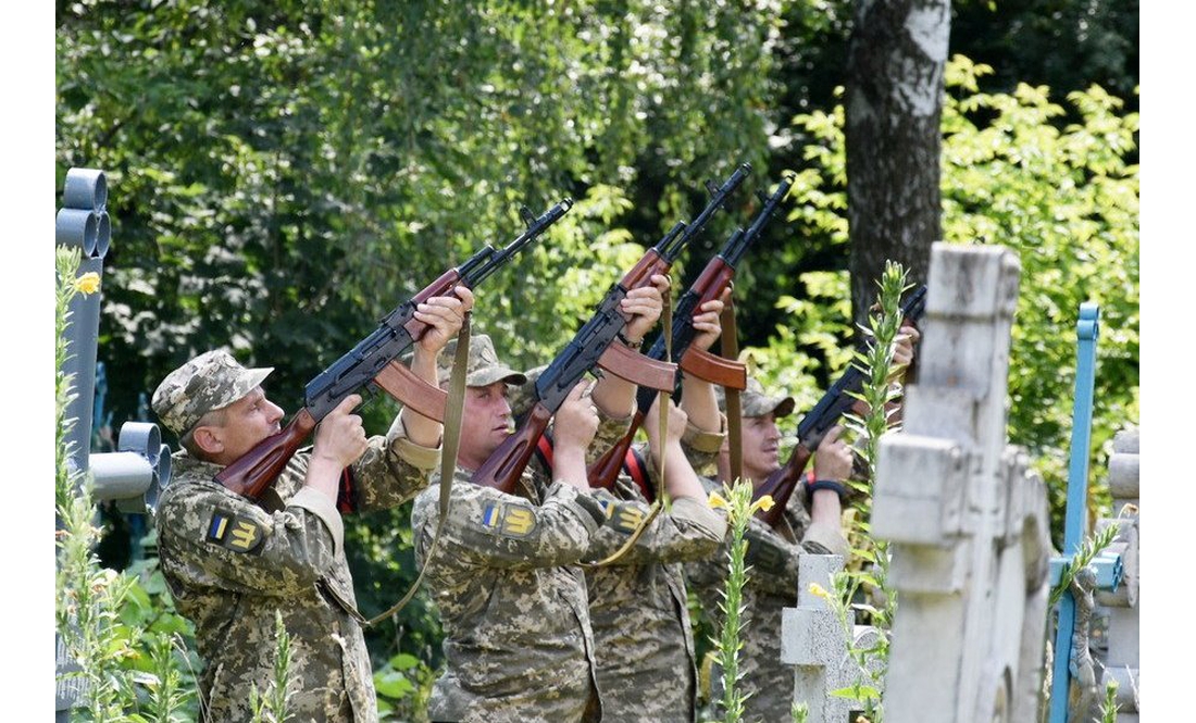 На Коропщині попрощалися із 32-річним захисником