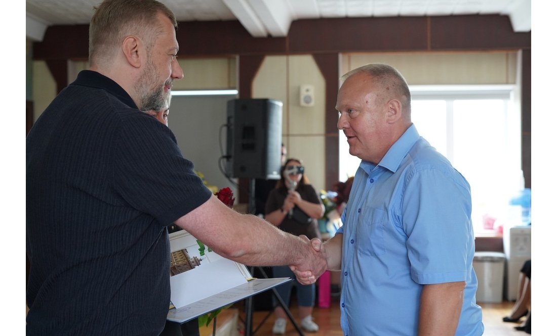 75 років Чернігівській обласній лікарні: кого з працівників нагородили. Список