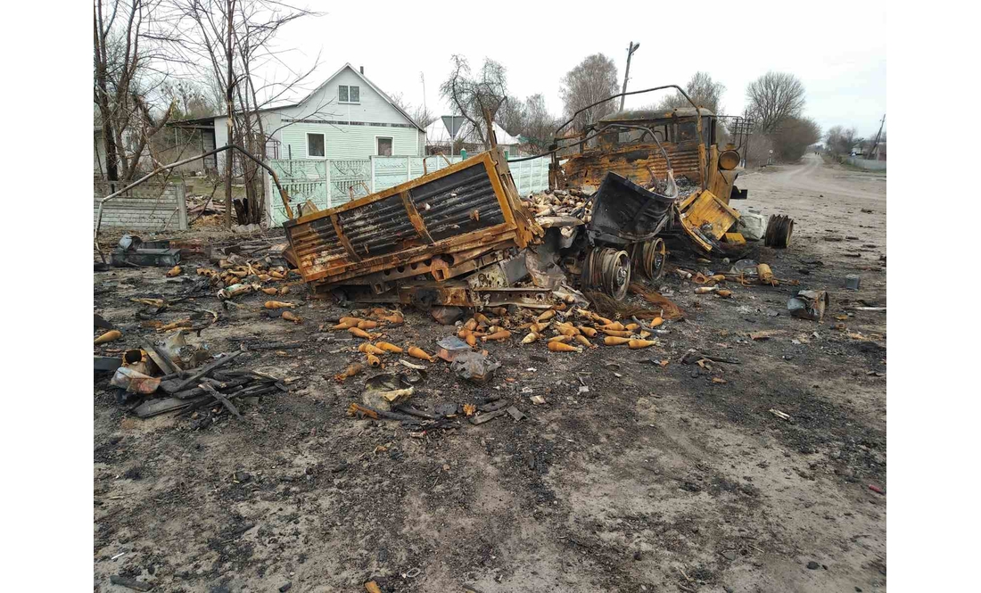 Рятувальники працюють у Новобасанській громаді: тут були запеклі бої