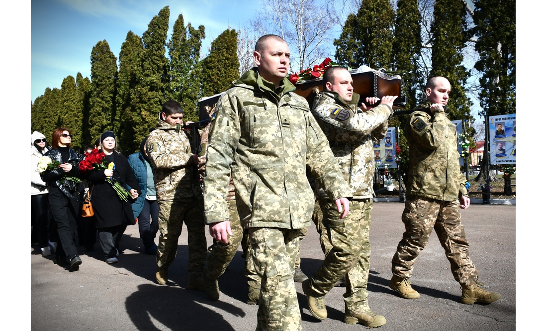 Містяни попрощалися з оборонцем Бахмута та Кліщіївки