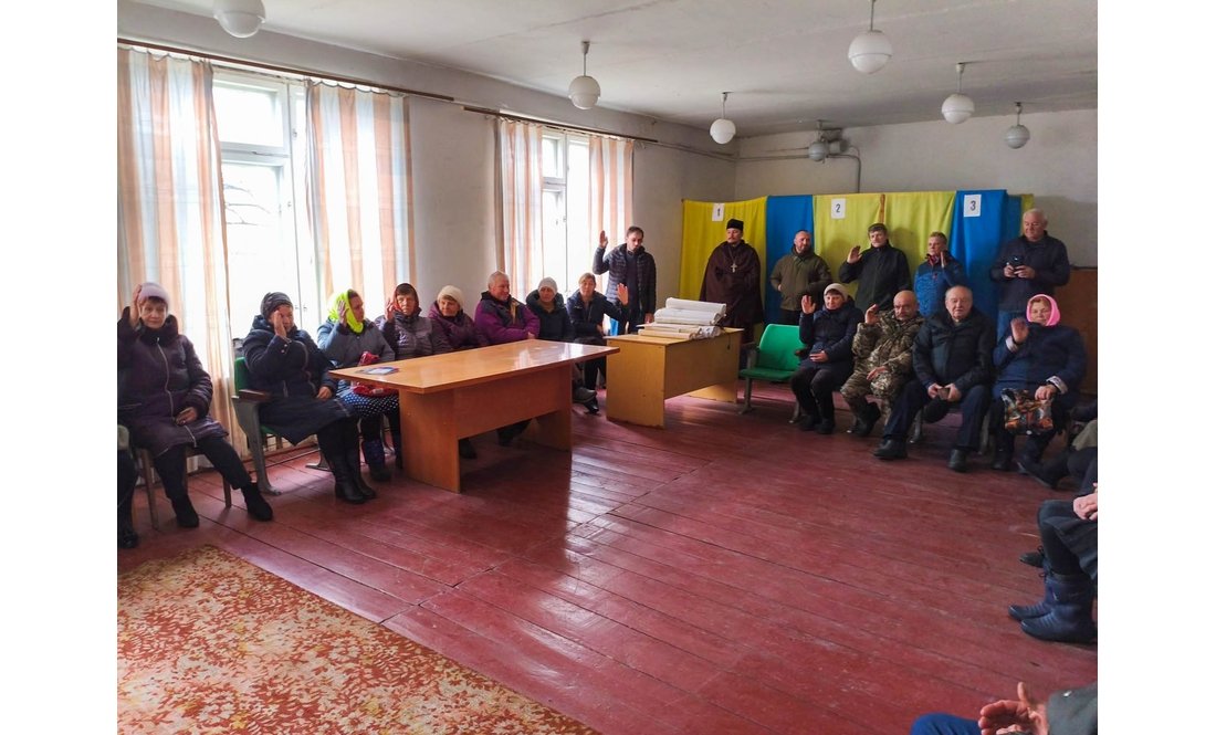 На Чернігівщині ще одна парафія перейшла до ПЦУ разом із настоятелем