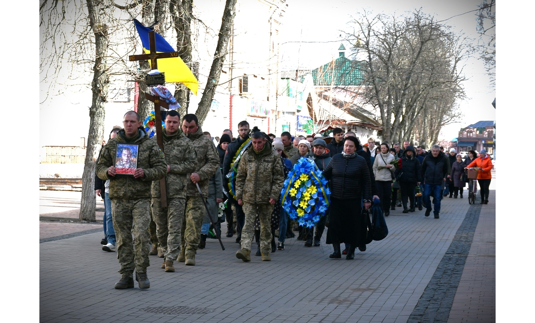 Містяни попрощалися з оборонцем Бахмута та Кліщіївки