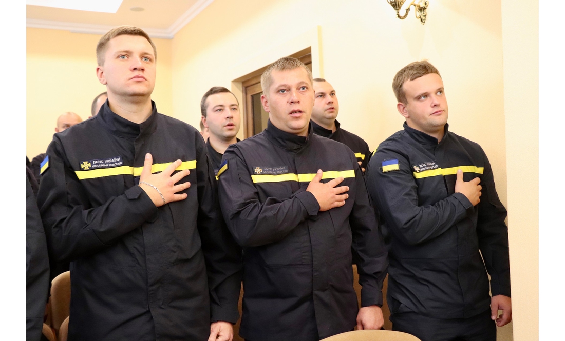 У Чернігові вітали рятувальників: кого нагородили до свята