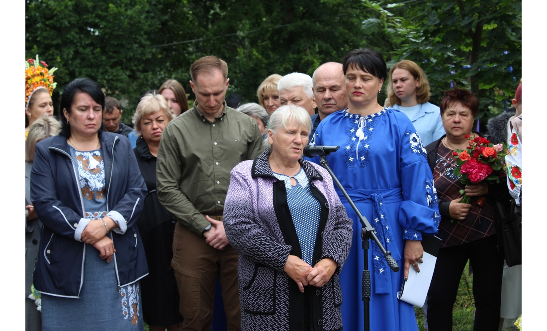 "У наших серцях - назавжди, любі наші сини": у селищі відкрили Алею Героїв
