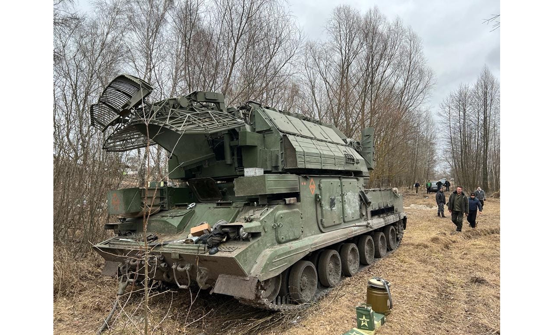 Збройні сили України показали потрощену ворожу техніку на Чернігівщині