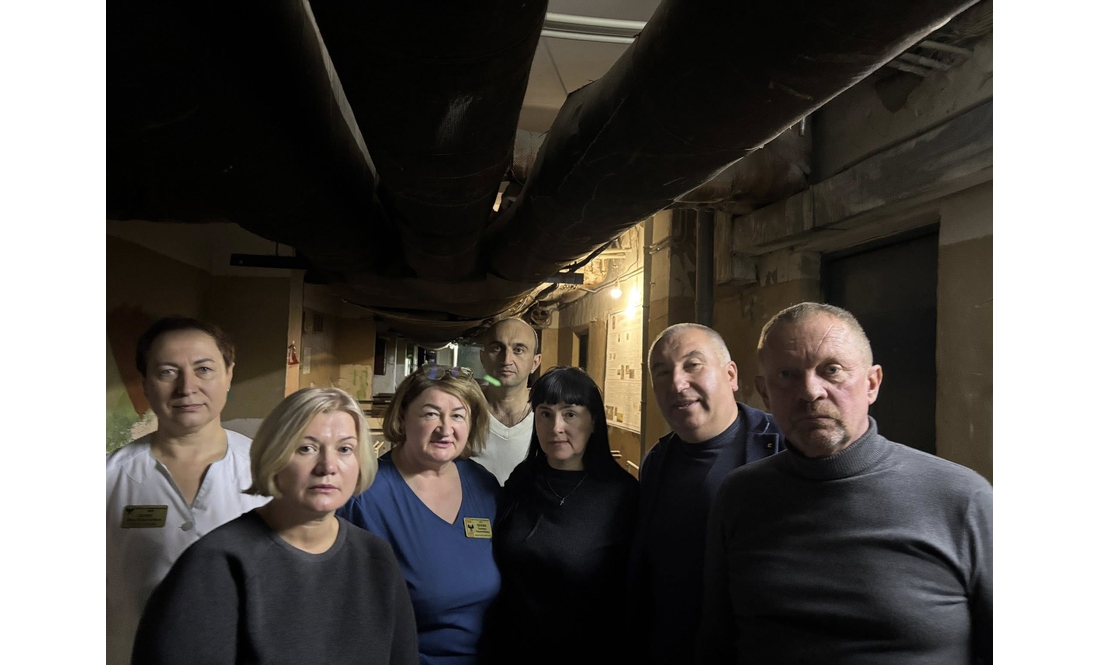 «Вона досі плаче, як згадує»: нардепка розповіла історію чернігівської акушерки, яка 43 дні приймала пологи в підвалі